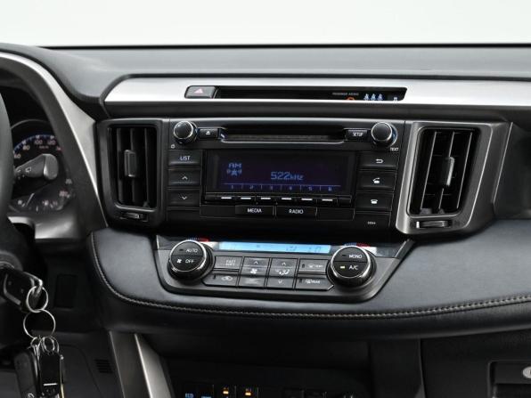 Toyota RAV4 IV (XA40) Рестайлинг с пробегом 2018 года, цена 1 559 000 рублей, 87000 км, внедорожник, Автокод Объявления