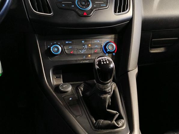 Ford Focus III Рестайлинг с пробегом 2016 года, цена 949 000 рублей, 166684 км, универсал, Автокод Объявления