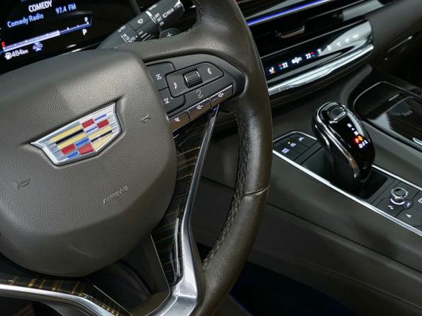 Cadillac Escalade V с пробегом 2022 года, цена 11 499 000 рублей, 38137 км, внедорожник, Автокод Объявления