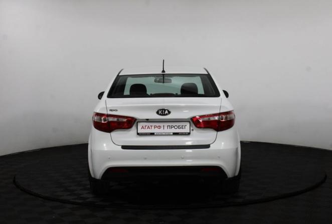 Kia Rio III с пробегом 2013 года, цена 880 000 рублей, 116000 км, седан, Автокод Объявления