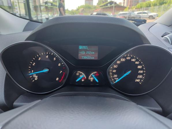 Ford Kuga II с пробегом 2015 года, цена 1 179 800 рублей, 230378 км, внедорожник, Автокод Объявления