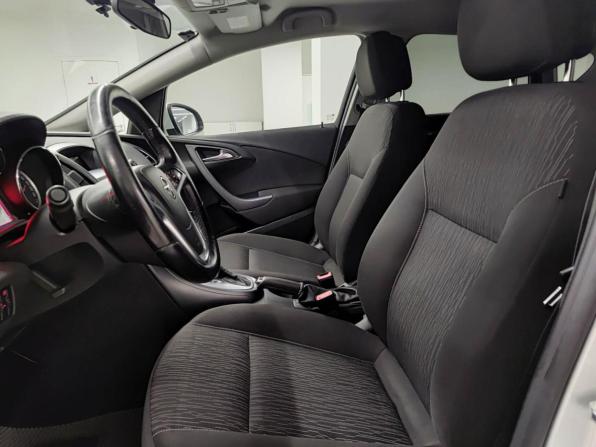 Opel Astra J Рестайлинг с пробегом 2012 года, цена 759 000 рублей, 167765 км, хэтчбек, Автокод Объявления