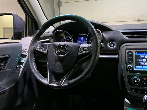 JAC T6 с пробегом 2023 года, цена 1 575 000 рублей, 77461 км, offers.body_type.unknown, Автокод Объявления