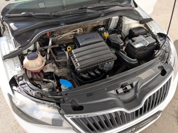 Skoda Rapid I Рестайлинг с пробегом 2019 года, цена 990 000 рублей, 122272 км, лифтбек, Автокод Объявления