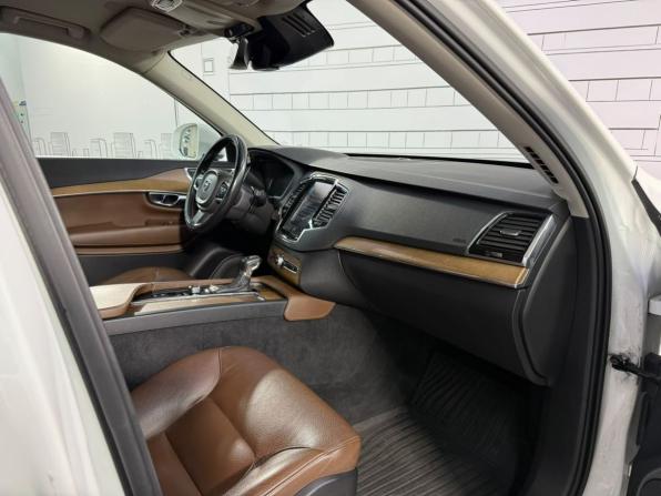 Volvo XC90 II с пробегом 2017 года, цена 2 990 000 рублей, 207000 км, внедорожник, Автокод Объявления