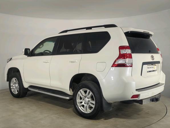 Toyota Land Cruiser Prado 150 Series Рестайлинг 1 с пробегом 2013 года, цена 2 699 000 рублей, 205910 км, внедорожник, Автокод Объявления