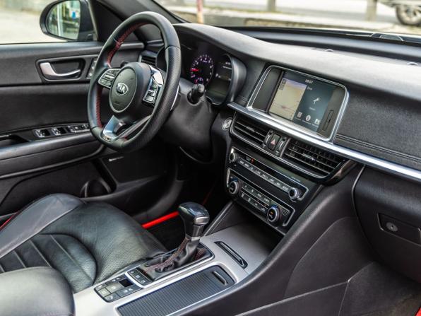 Kia Optima IV Рестайлинг с пробегом 2019 года, цена 2 098 000 рублей, 171639 км, седан, Автокод Объявления