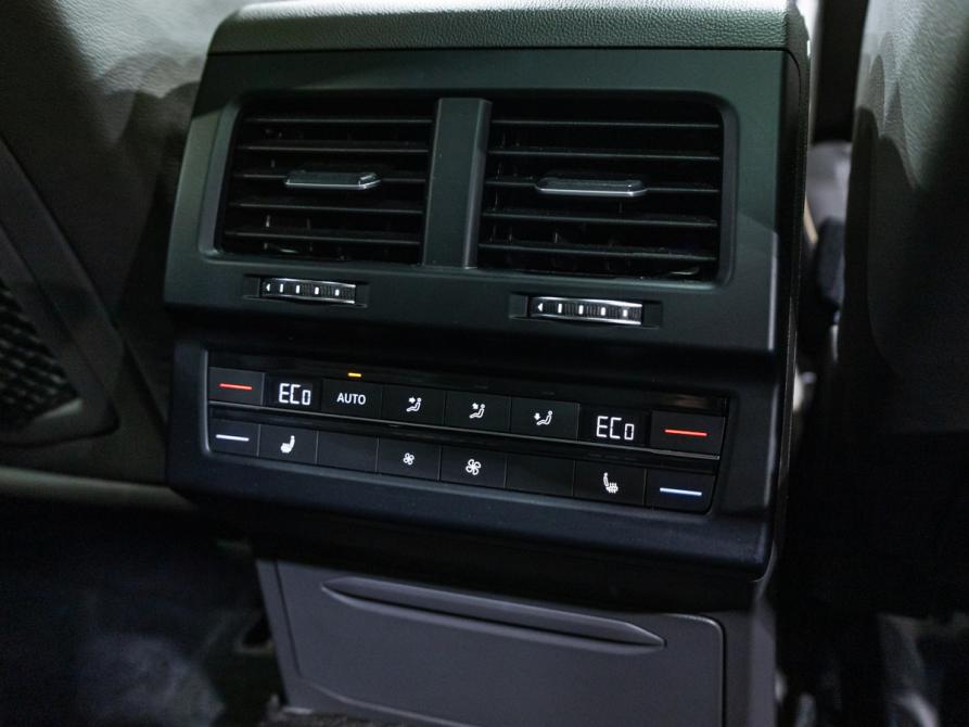Volkswagen Touareg III Санкт-Петербург  - изображение 24