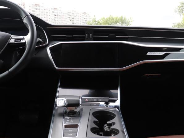 Audi A6 V (C8) с пробегом 2019 года, цена 4 599 000 рублей, 45645 км, седан, Автокод Объявления