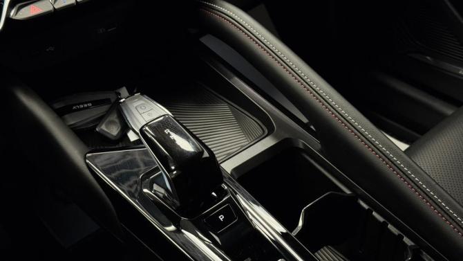 Geely Coolray I Рестайлинг с пробегом 2024 года, цена 2 200 000 рублей, 31645 км, внедорожник, Автокод Объявления