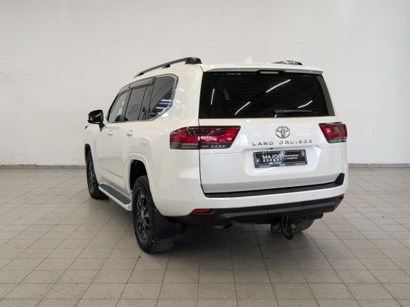 Toyota Land Cruiser 300 Series с пробегом 2021 года, цена 9 500 000 рублей, 52262 км, внедорожник, Автокод Объявления