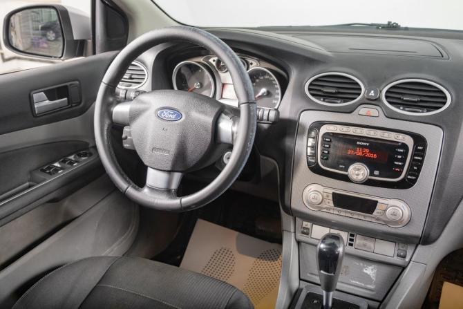Ford Focus II Рестайлинг с пробегом 2011 года, цена 629 000 рублей, 204000 км, седан, Автокод Объявления