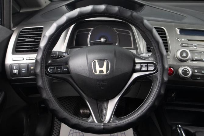 Honda Civic VIII Рестайлинг с пробегом 2009 года, цена 699 000 рублей, 319000 км, седан, Автокод Объявления