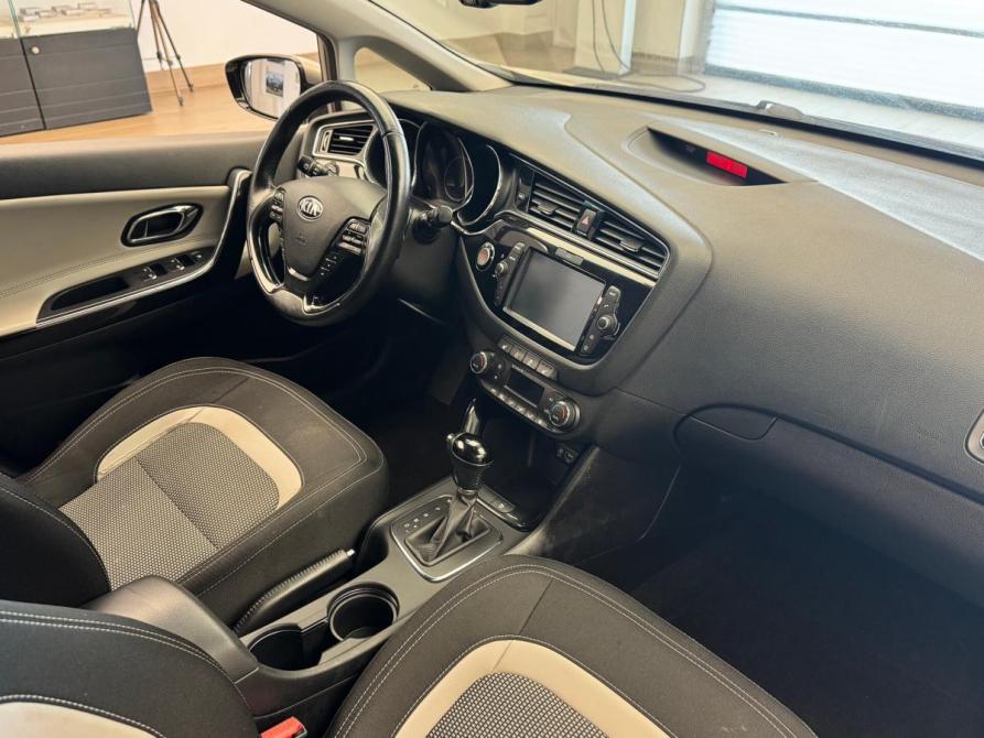 Kia Ceed II Рестайлинг Санкт-Петербург  - изображение 6