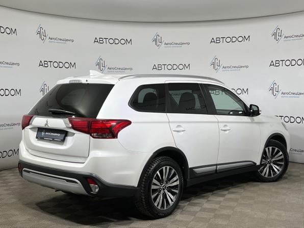 Mitsubishi Outlander III Рестайлинг 3 с пробегом 2019 года, цена 1 797 000 рублей, 143419 км, внедорожник, Автокод Объявления