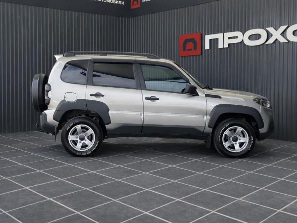 Lada (ВАЗ) Niva Travel I с пробегом 2021 года, цена 987 000 рублей, 77716 км, внедорожник, Автокод Объявления