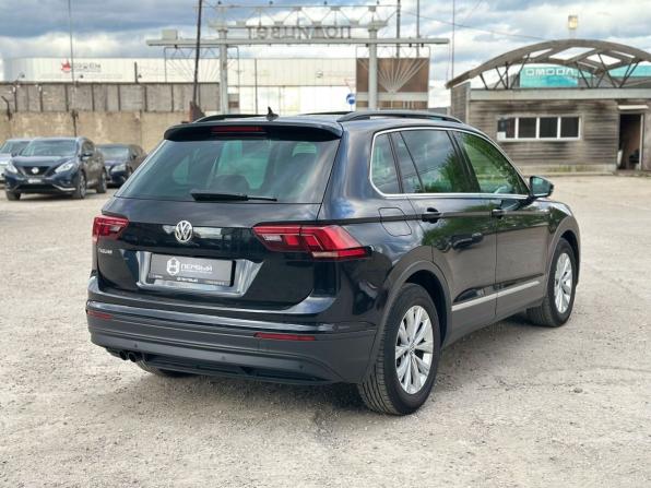 Volkswagen Tiguan II с пробегом 2019 года, цена 2 190 000 рублей, 212048 км, внедорожник, Автокод Объявления