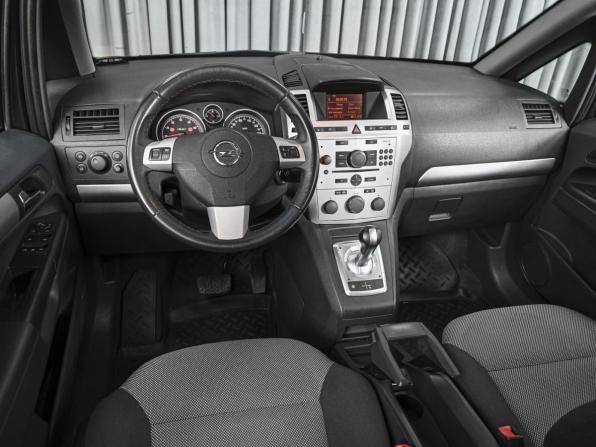 Opel Zafira B Рестайлинг с пробегом 2013 года, цена 889 000 рублей, 218894 км, компактвэн, Автокод Объявления