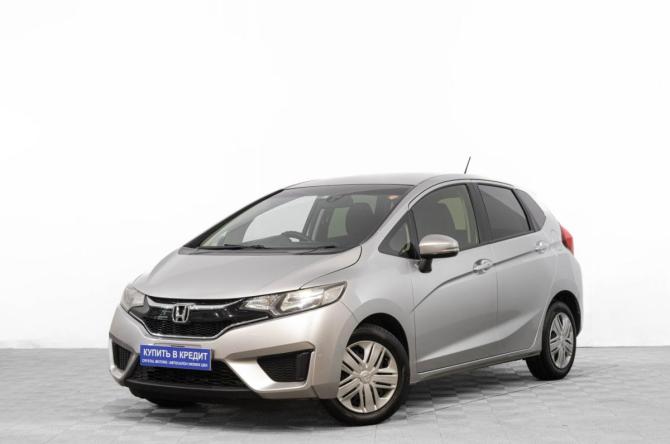 Honda Fit III с пробегом 2017 года, цена 1 099 000 рублей, 95000 км, хэтчбек, Автокод Объявления