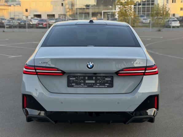 BMW 5 серии VIII (G60/G61/G68) с пробегом 2025 года, цена 8 400 000 рублей, 5854 км, седан, Автокод Объявления