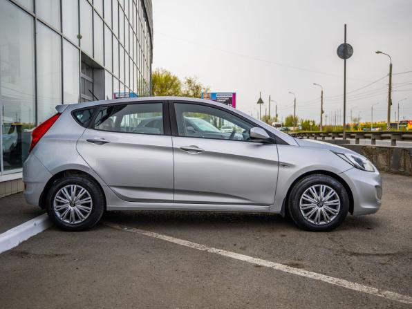 Hyundai Solaris I с пробегом 2011 года, цена 828 000 рублей, 123182 км, хэтчбек, Автокод Объявления