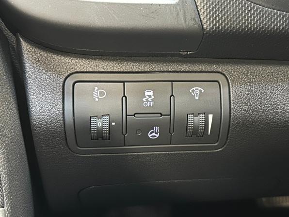 Hyundai Solaris I с пробегом 2013 года, цена 940 000 рублей, 135938 км, седан, Автокод Объявления