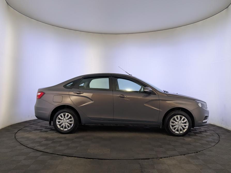 Lada (ВАЗ) Vesta I Москва  - изображение 4