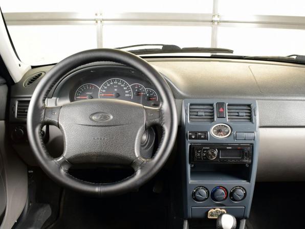 Lada (ВАЗ) Priora I с пробегом 2011 года, цена 349 995 рублей, 210592 км, хэтчбек, Автокод Объявления