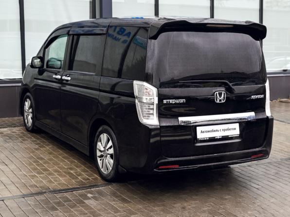 Honda Stepwgn IV Рестайлинг с пробегом 2014 года, цена 1 699 000 рублей, 142251 км, минивэн, Автокод Объявления