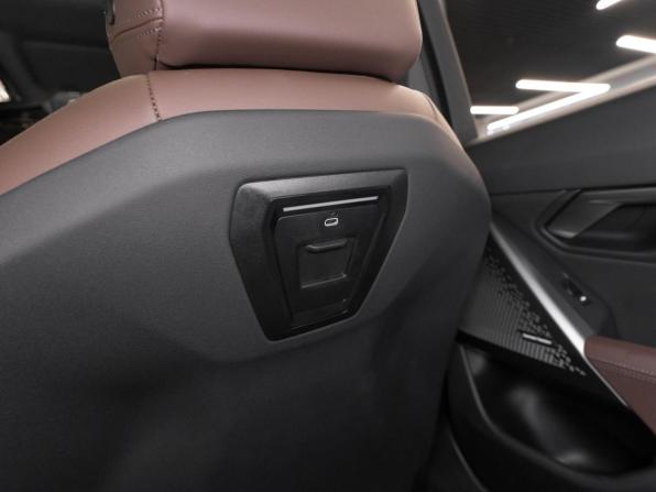 BMW 5 серии VIII (G60/G61/G68) с пробегом 2024 года, цена 7 500 000 рублей, 24000 км, седан, Автокод Объявления