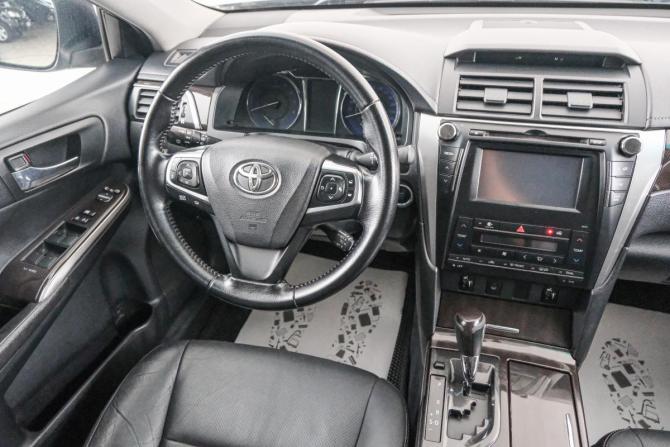 Toyota Camry VII (XV50) Рестайлинг с пробегом 2015 года, цена 2 599 000 рублей, 243000 км, седан, Автокод Объявления