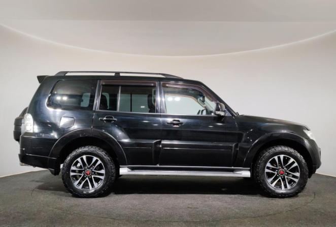 Mitsubishi Pajero IV Рестайлинг 1 с пробегом 2012 года, цена 1 950 000 рублей, 295126 км, внедорожник, Автокод Объявления