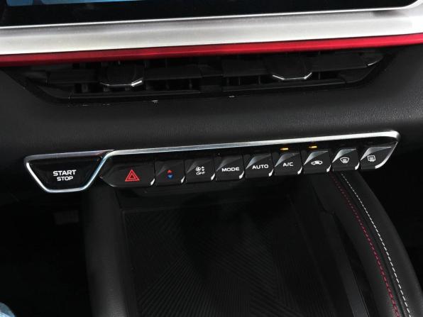 Geely Coolray I Рестайлинг с пробегом 2024 года, цена 2 239 000 рублей, 41600 км, внедорожник, Автокод Объявления