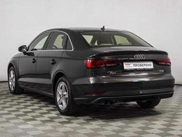 Audi A3 III (8V) Рестайлинг с пробегом 2017 года, цена 2 120 000 рублей, 89018 км, седан, Автокод Объявления