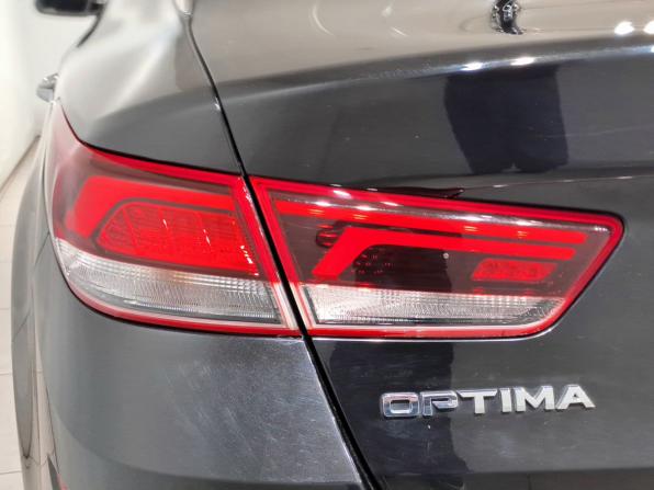 Kia Optima IV Рестайлинг с пробегом 2018 года, цена 2 490 000 рублей, 59144 км, седан, Автокод Объявления