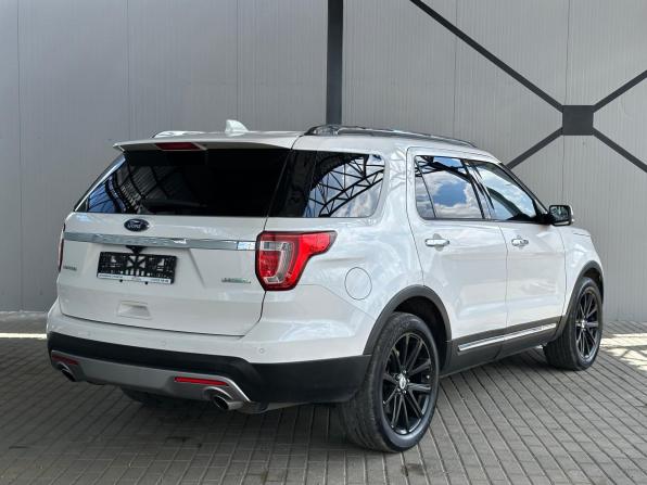 Ford Explorer V Рестайлинг с пробегом 2016 года, цена 1 895 000 рублей, 264974 км, внедорожник, Автокод Объявления