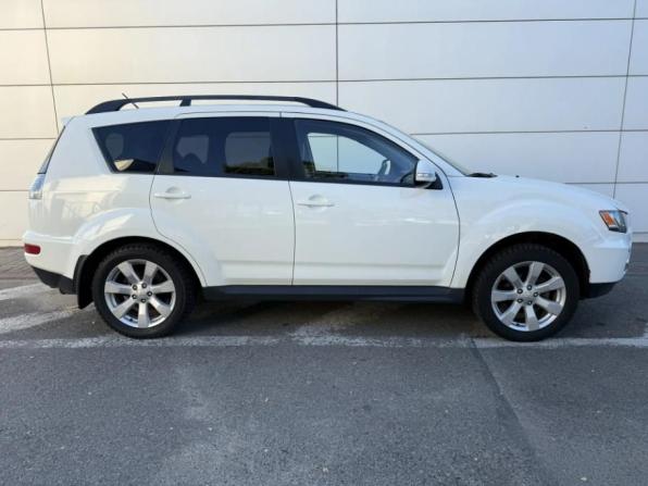 Mitsubishi Outlander II Рестайлинг с пробегом 2011 года, цена 1 230 000 рублей, 124000 км, внедорожник, Автокод Объявления