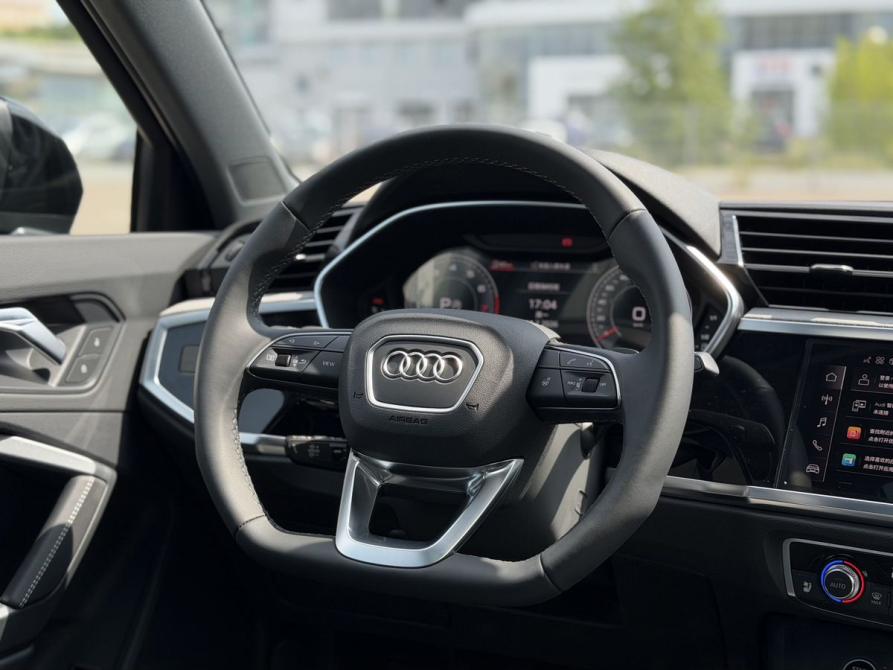 Audi Q3 II (F3) Казань  - изображение 19