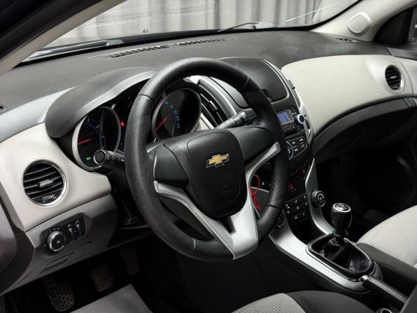 Chevrolet Cruze I Рестайлинг с пробегом 2013 года, цена 749 000 рублей, 190801 км, хэтчбек, Автокод Объявления