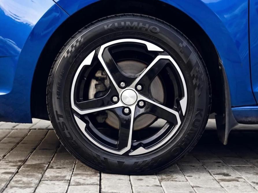 Skoda Rapid I Рестайлинг Екатеринбург  - изображение 19