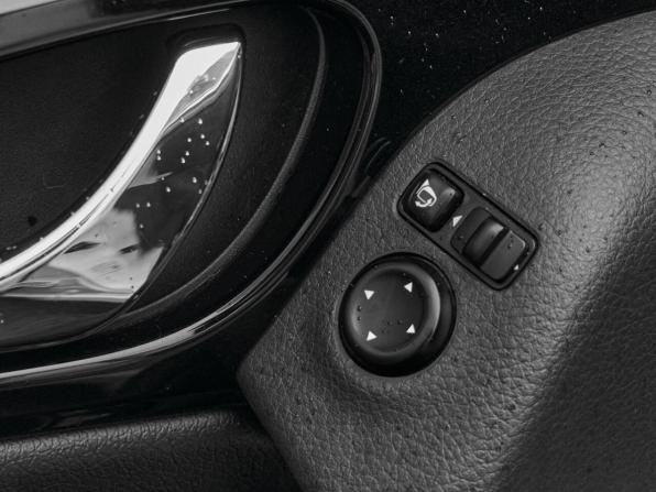 Nissan Qashqai II с пробегом 2017 года, цена 1 735 000 рублей, 141039 км, внедорожник, Автокод Объявления