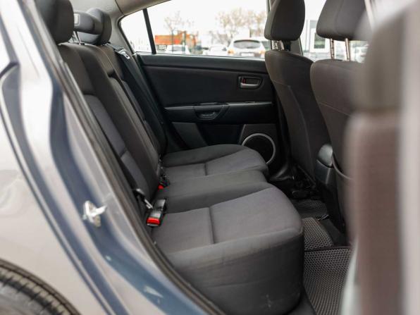 Mazda 3 I (BK) Рестайлинг с пробегом 2006 года, цена 600 000 рублей, 210140 км, седан, Автокод Объявления