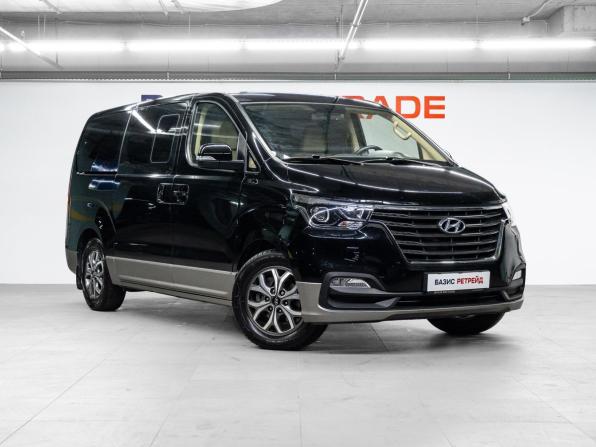 Hyundai H-1 II Рестайлинг 2 с пробегом 2019 года, цена 3 300 000 рублей, 47668 км, минивэн, Автокод Объявления