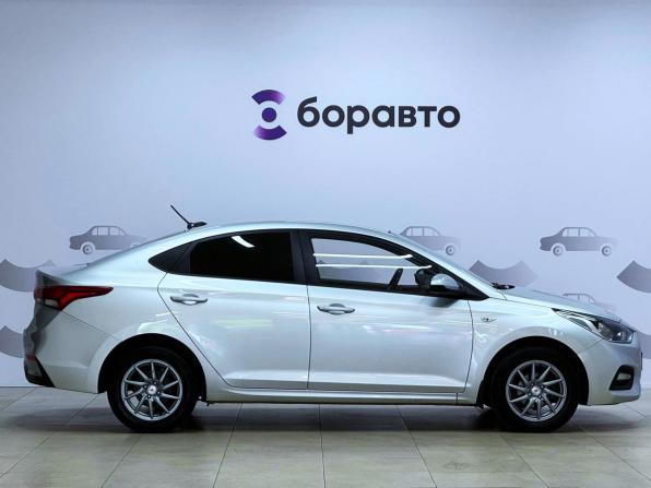 Hyundai Solaris II с пробегом 2019 года, цена 1 479 000 рублей, 90639 км, седан, Автокод Объявления