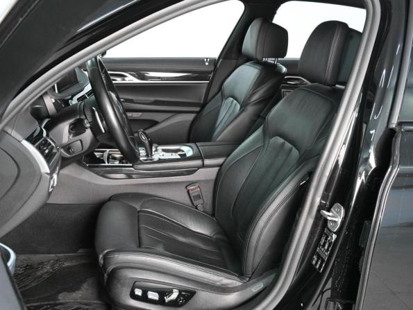 BMW 7 серии VI (G11/G12) Рестайлинг с пробегом 2019 года, цена 4 849 000 рублей, 147836 км, седан, Автокод Объявления