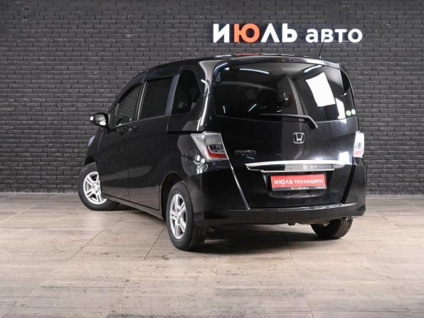Honda Freed I Рестайлинг с пробегом 2012 года, цена 1 100 000 рублей, 153170 км, компактвэн, Автокод Объявления