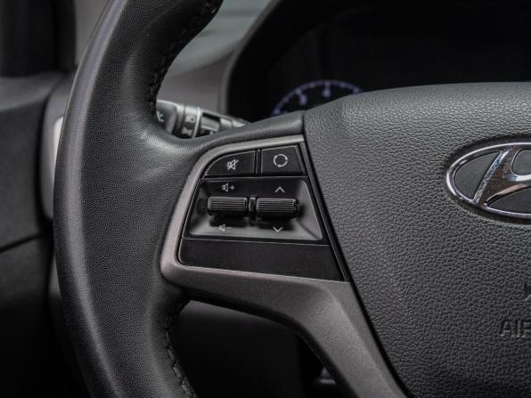 Hyundai Solaris II с пробегом 2020 года, цена 1 550 000 рублей, 101246 км, седан, Автокод Объявления