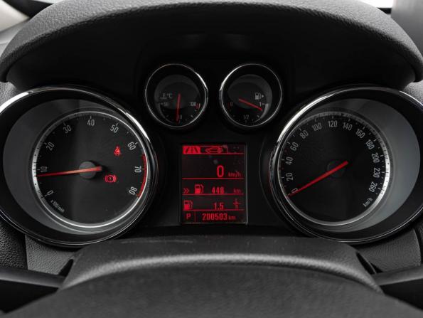 Opel Mokka I с пробегом 2014 года, цена 1 130 000 рублей, 200503 км, внедорожник, Автокод Объявления
