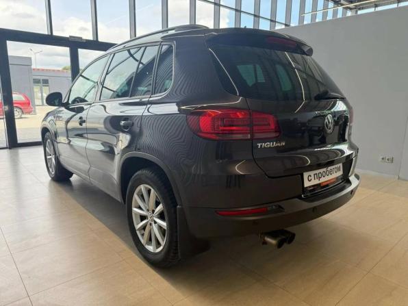 Volkswagen Tiguan I Рестайлинг с пробегом 2015 года, цена 1 499 000 рублей, 209000 км, внедорожник, Автокод Объявления