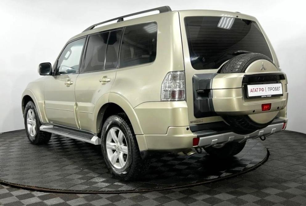 Mitsubishi Pajero IV Рестайлинг 1 Нижний Новгород  - изображение 8